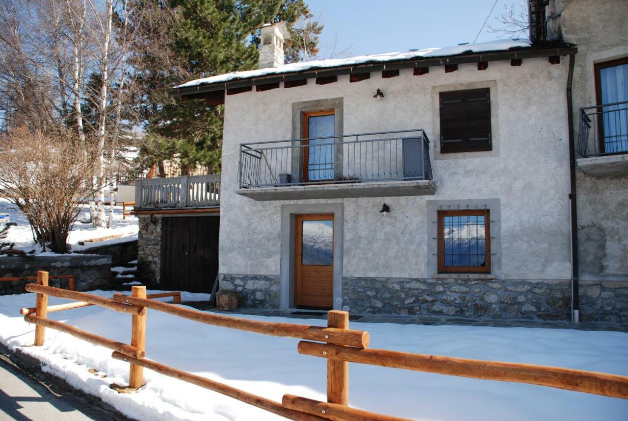 Vila Maison Grivon Incanto E Vista Sulla Valle Charvensod Exteriér fotografie
